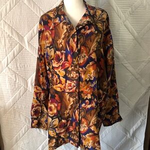 Adrian Jordan| Blouse top| Women’s| Size 18/20| Long sleeve button-down tunic.